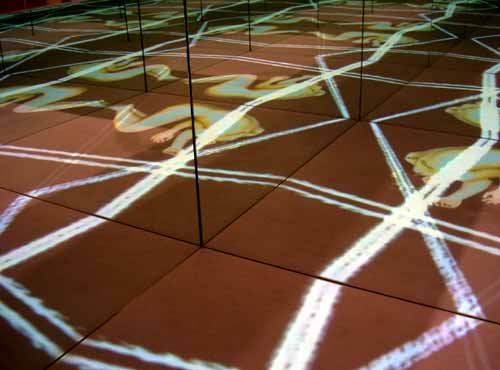 UNDERGROUND-Videoinstallation